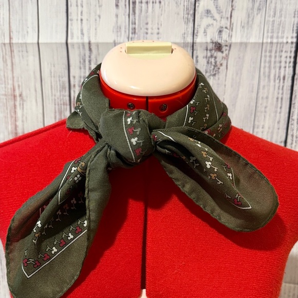 Cornelia James Accessories - Vintage Cornelia James Paisley Scarf